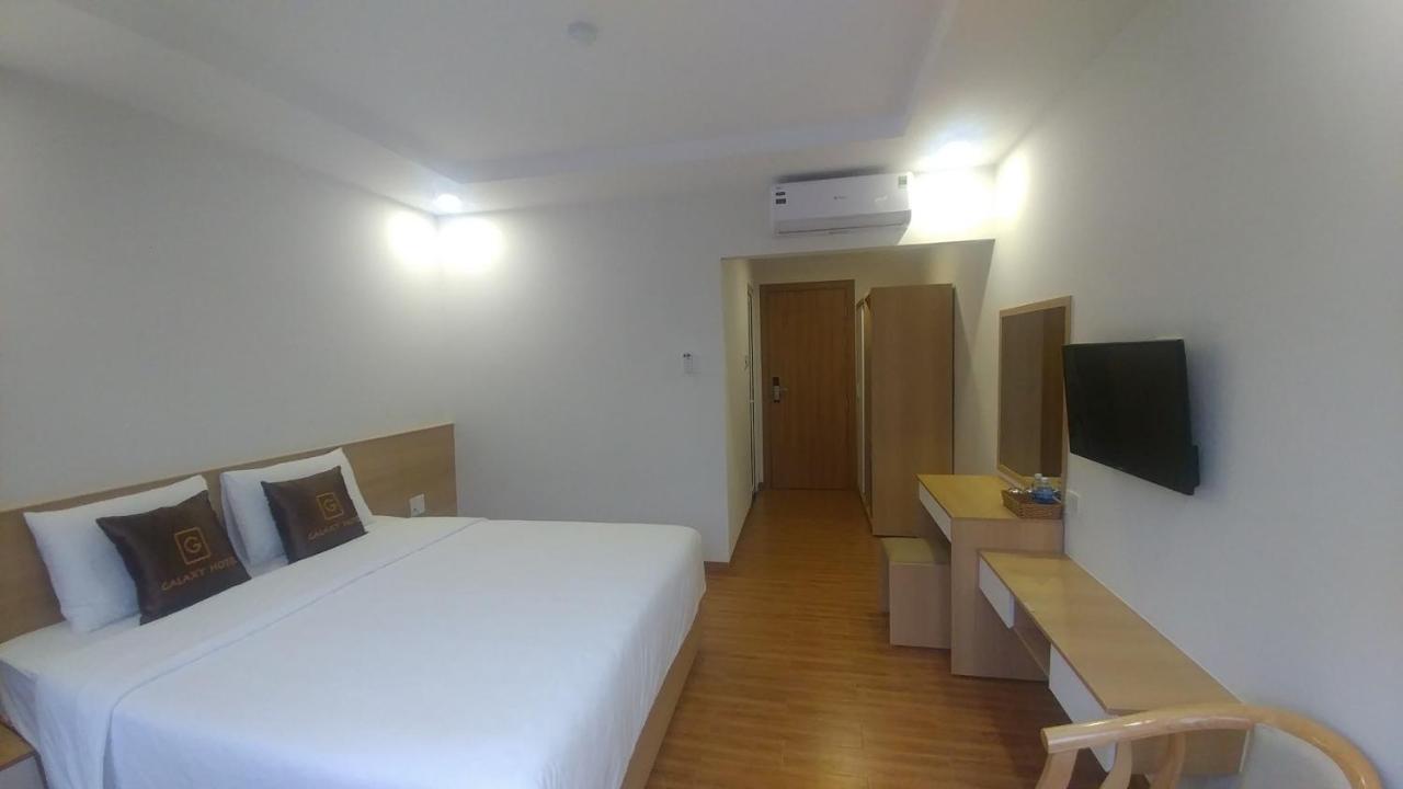 Galaxy Hotel Куи Нхон Екстериор снимка
